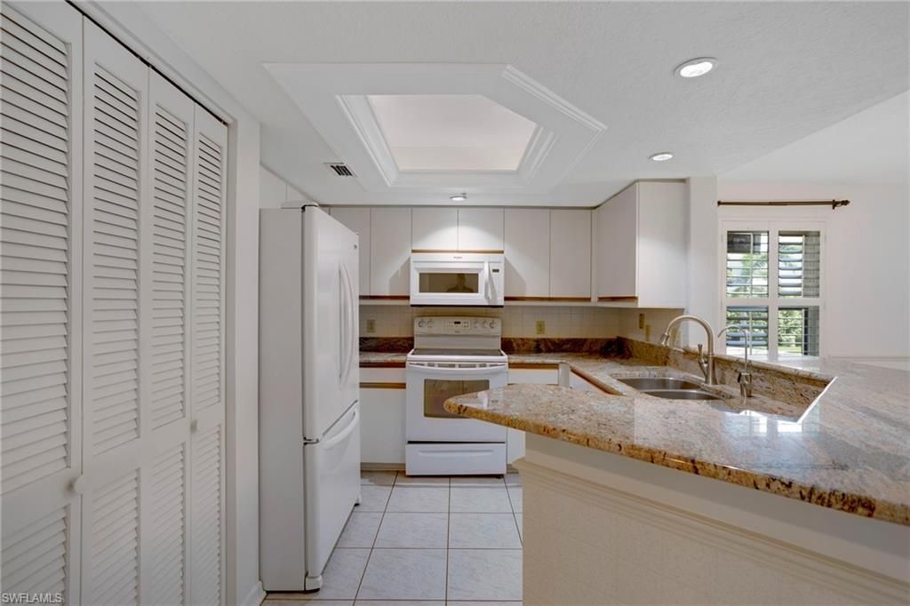 542 10th Ave S, Unit 102N, Naples, FL 34102 Photo