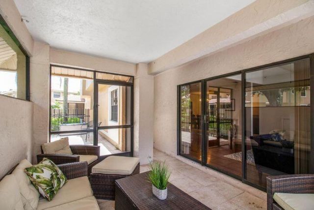 360 Prestwick Circle, Unit 1, Palm Beach Gardens, FL 33418 Photo