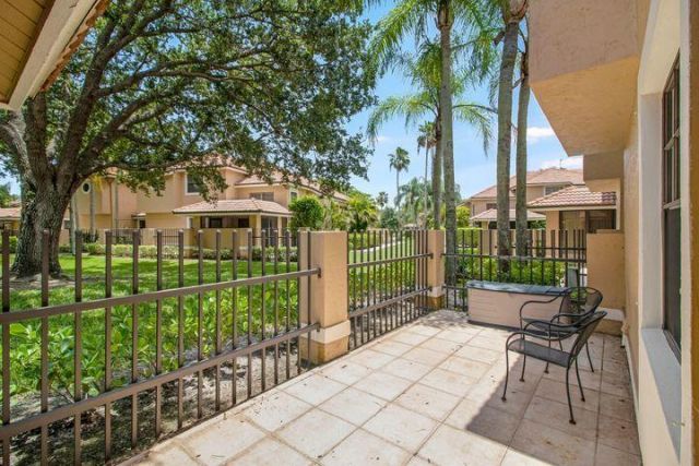 360 Prestwick Circle, Unit 1, Palm Beach Gardens, FL 33418 Photo