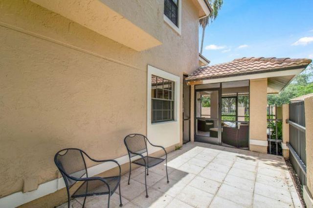 360 Prestwick Circle, Unit 1, Palm Beach Gardens, FL 33418 Photo