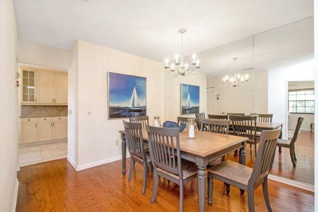 360 Prestwick Circle, Unit 1, Palm Beach Gardens, FL 33418 Photo