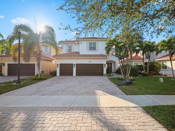 12285 Aviles Circle, Palm Beach Gardens, FL 33418