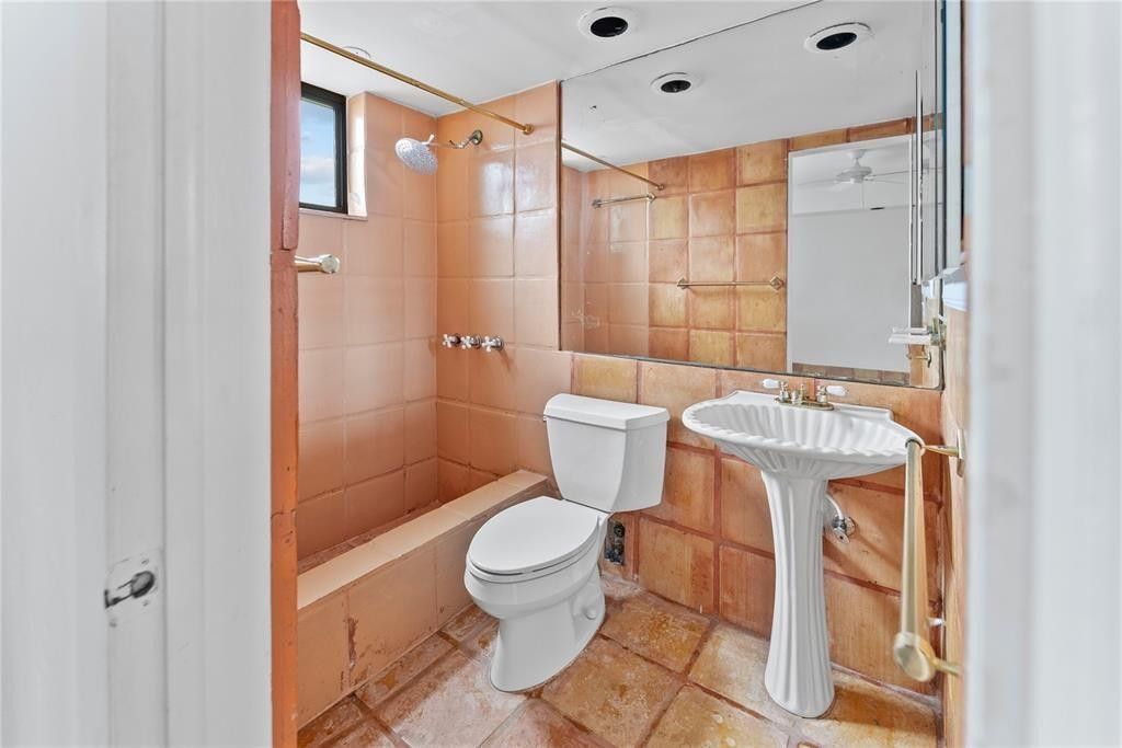 2924 Day Avenue, Unit N211, Miami, FL 33133 Photo