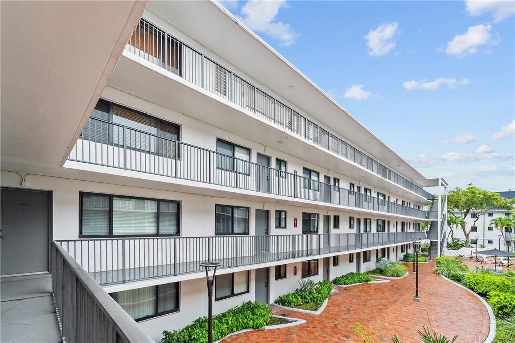 2924 Day Avenue, Unit N211, Miami, FL 33133 Photo