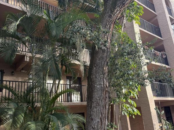 1540 Riverside Drive, Unit 402, Titusville, FL 32780