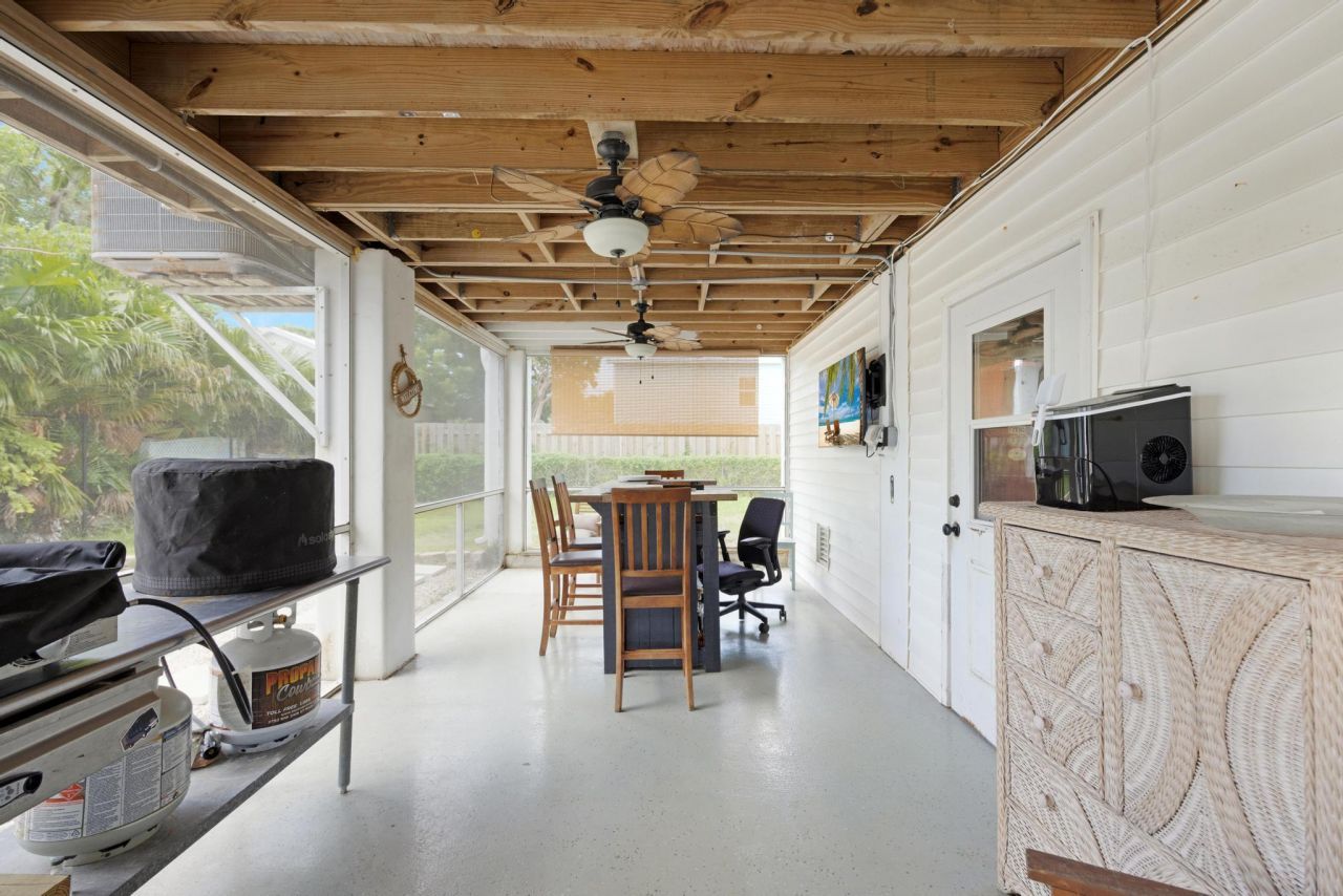 31240 Avenue H, Big Pine Key, FL 33043 Photo