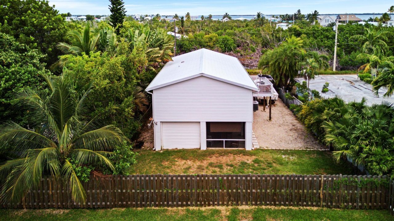 31240 Avenue H, Big Pine Key, FL 33043 Photo