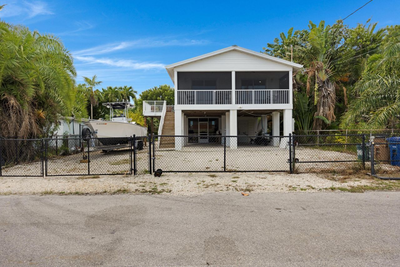 31240 Avenue H, Big Pine Key, FL 33043 Photo