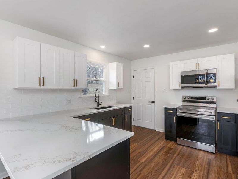 4338 Briarcliff Road, Nashport, OH 43830 Photo 10