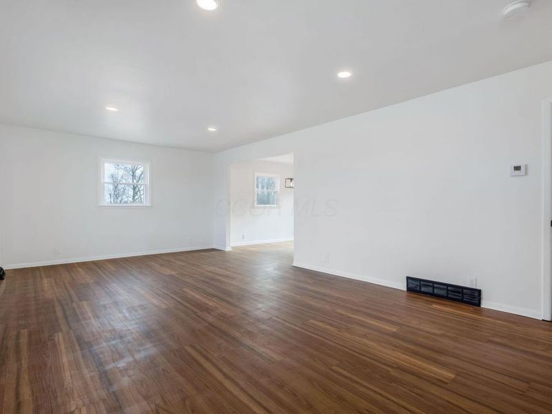 4338 Briarcliff Road, Nashport, OH 43830 Photo 3