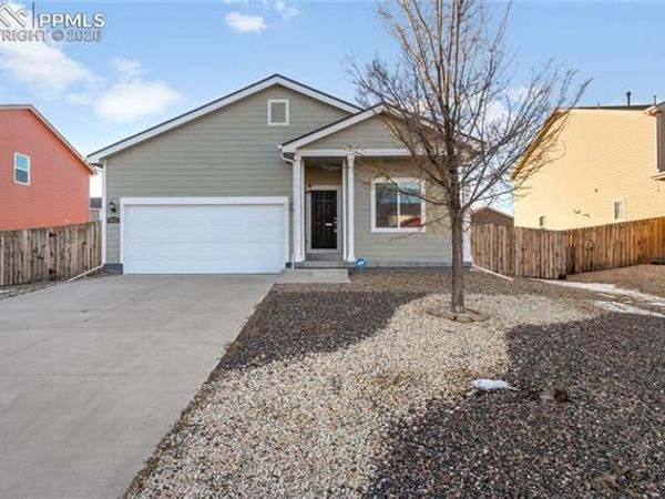 6672 Kearsarge Drive, Colorado Springs, CO 80925