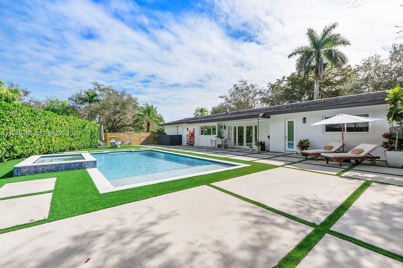 7601 SW 165th Ter , Palmetto Bay, FL 33157 Photo