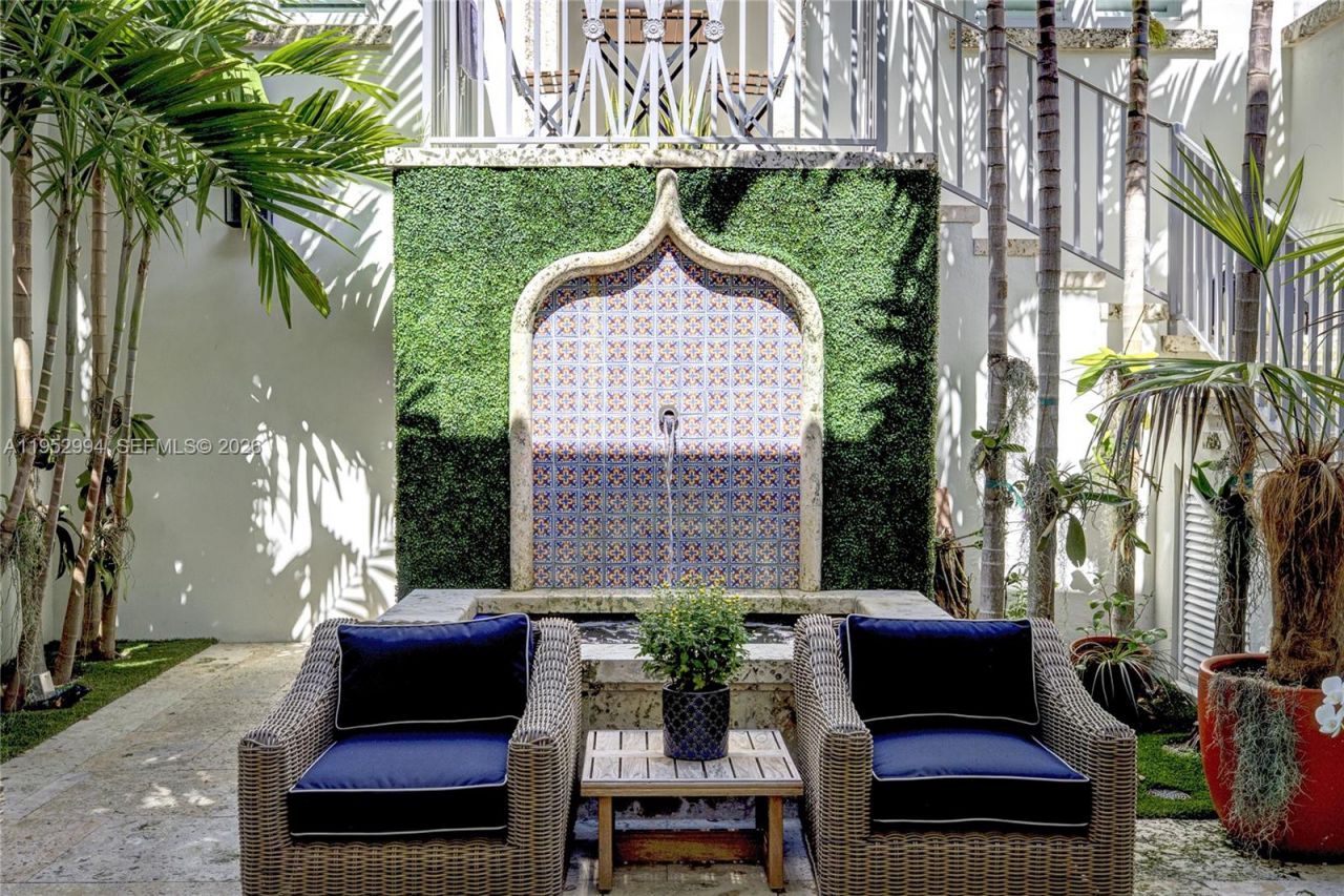 641 Almeria Ave , Coral Gables, FL 33134 Photo