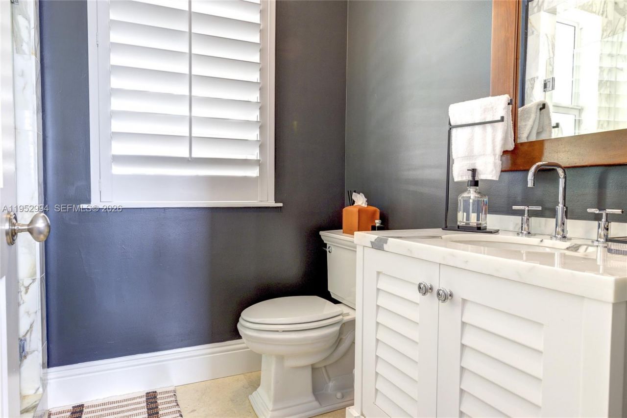 641 Almeria Ave , Coral Gables, FL 33134 Photo