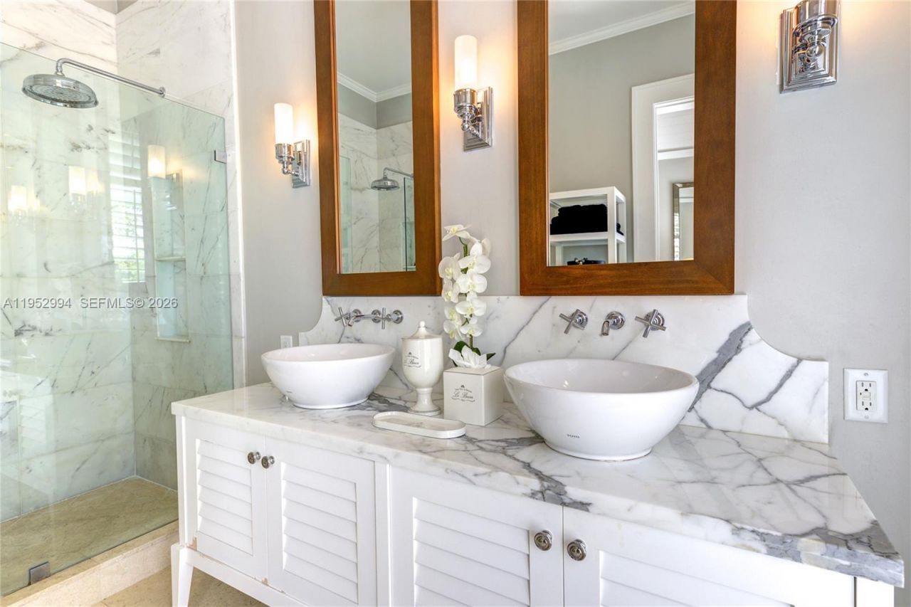 641 Almeria Ave , Coral Gables, FL 33134 Photo