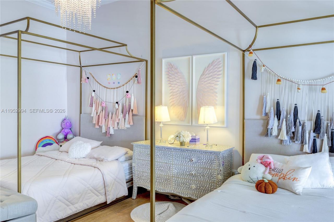 641 Almeria Ave , Coral Gables, FL 33134 Photo