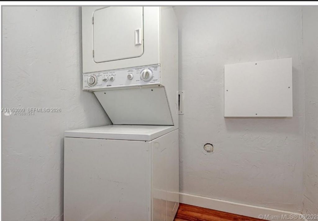 915 SE 8th St, Unit 106, Miami Beach, FL 33139 Photo