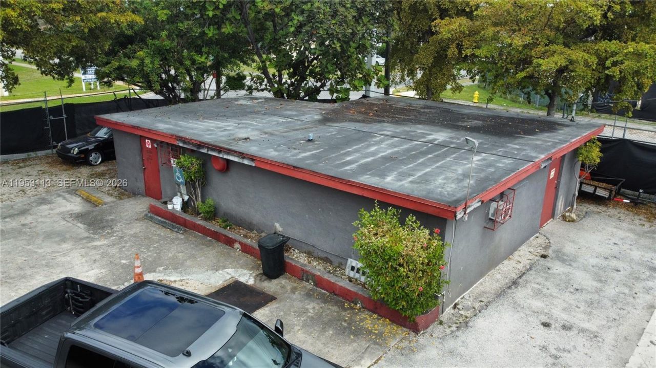 2110 SW 58th Ave, West Park, FL 33023 Photo
