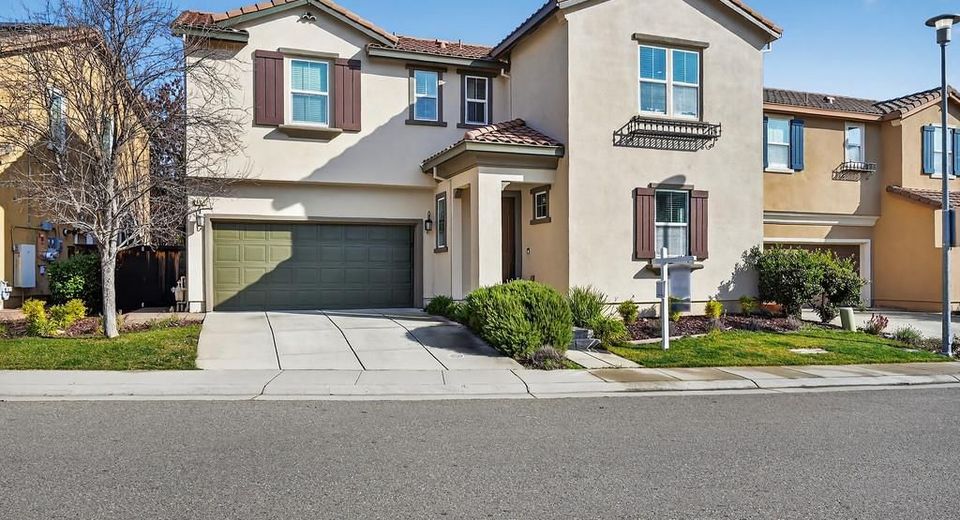 894 Blossom Rock Ln, Folsom, CA 95630 Photo