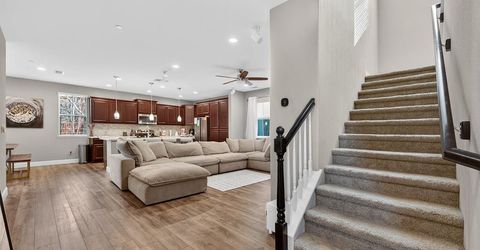 894 Blossom Rock Ln, Folsom, CA 95630 Photo