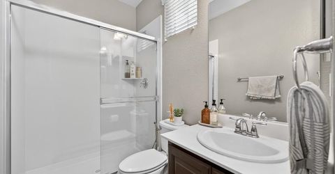 894 Blossom Rock Ln, Folsom, CA 95630 Photo