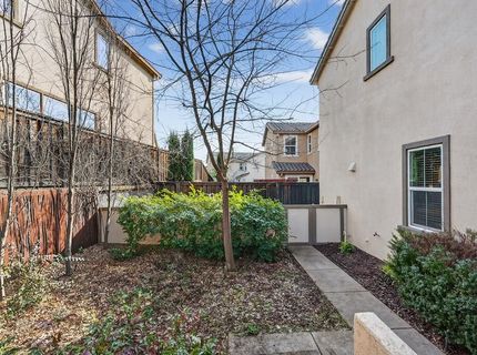 894 Blossom Rock Ln, Folsom, CA 95630 Photo