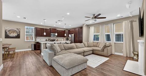 894 Blossom Rock Ln, Folsom, CA 95630 Photo