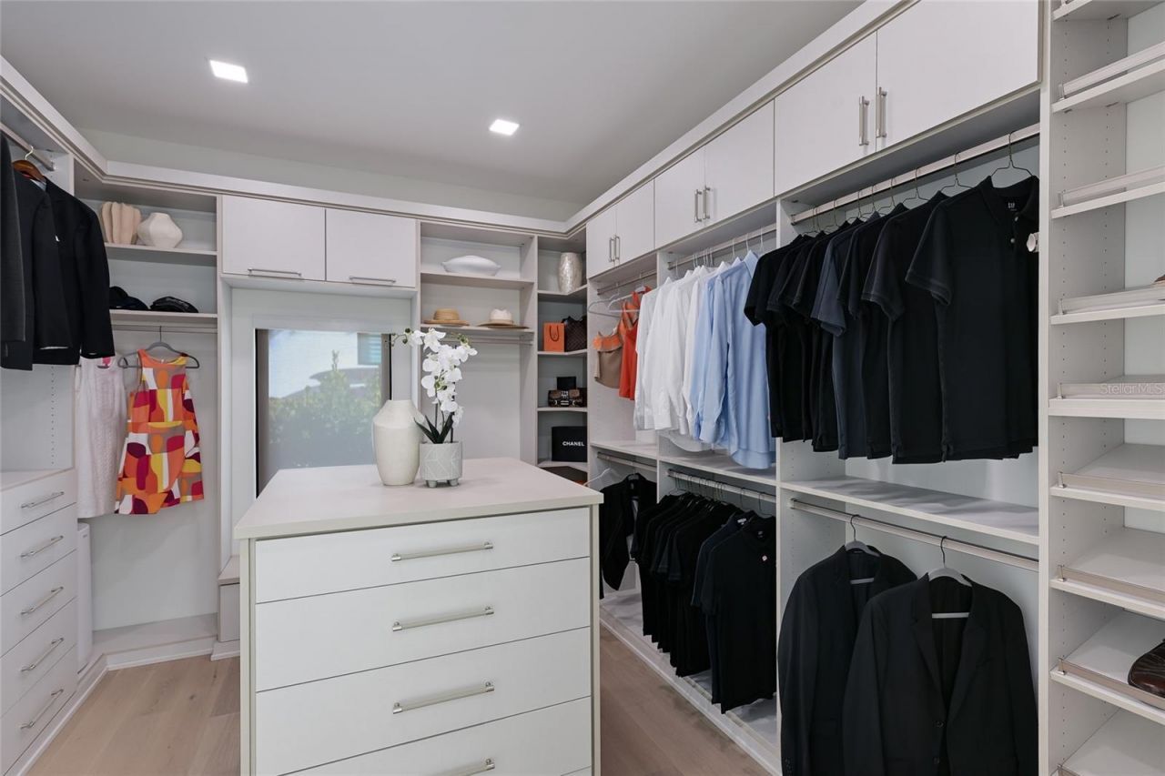 635 Mourning Dove Drive, Sarasota, FL 34236 Photo