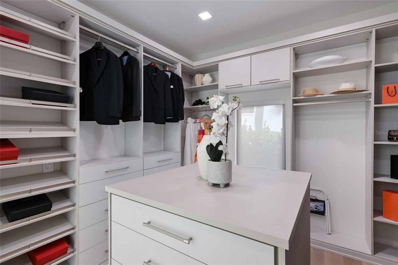 635 Mourning Dove Drive, Sarasota, FL 34236 Photo