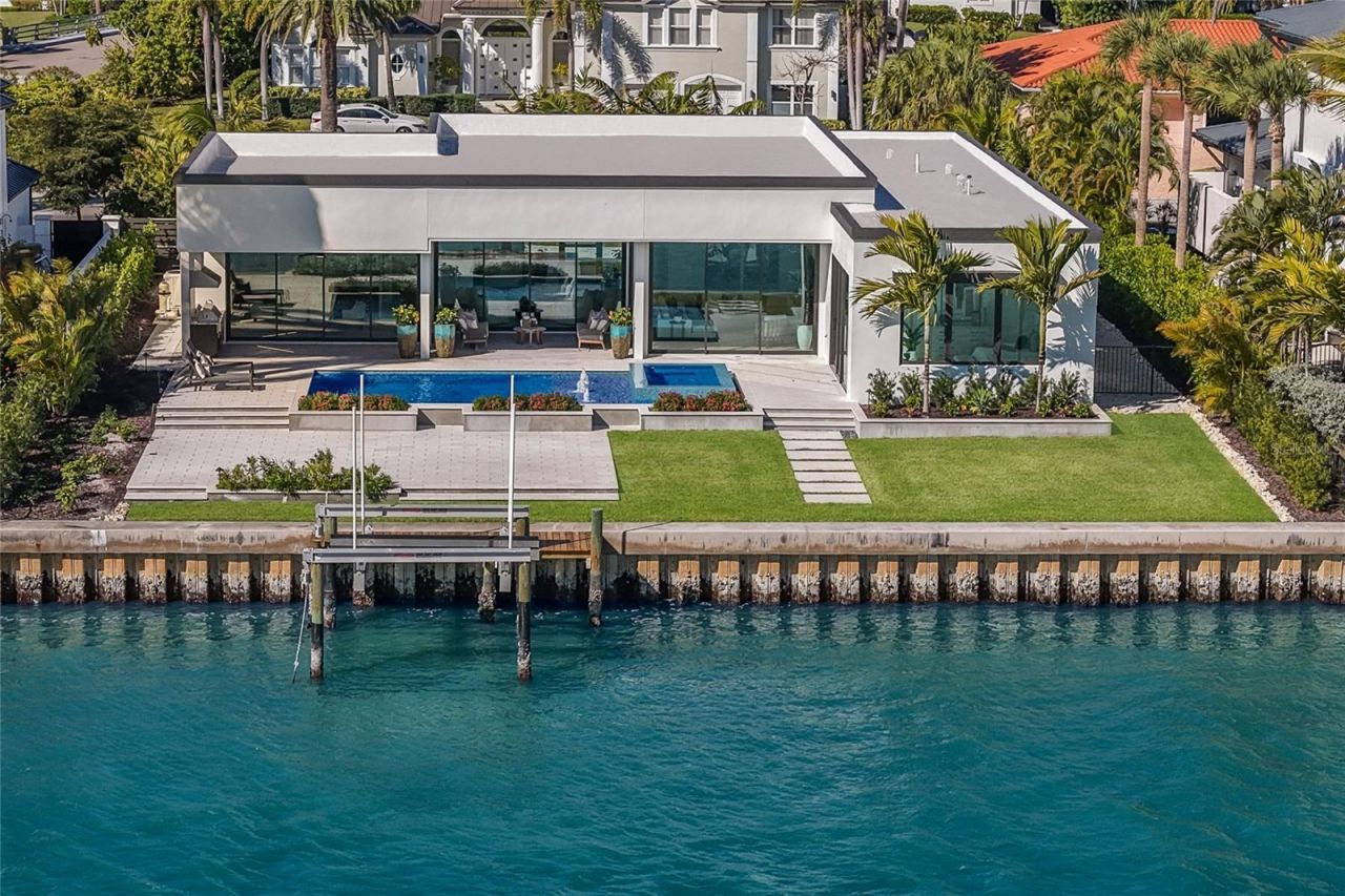 635 Mourning Dove Drive, Sarasota, FL 34236 Photo