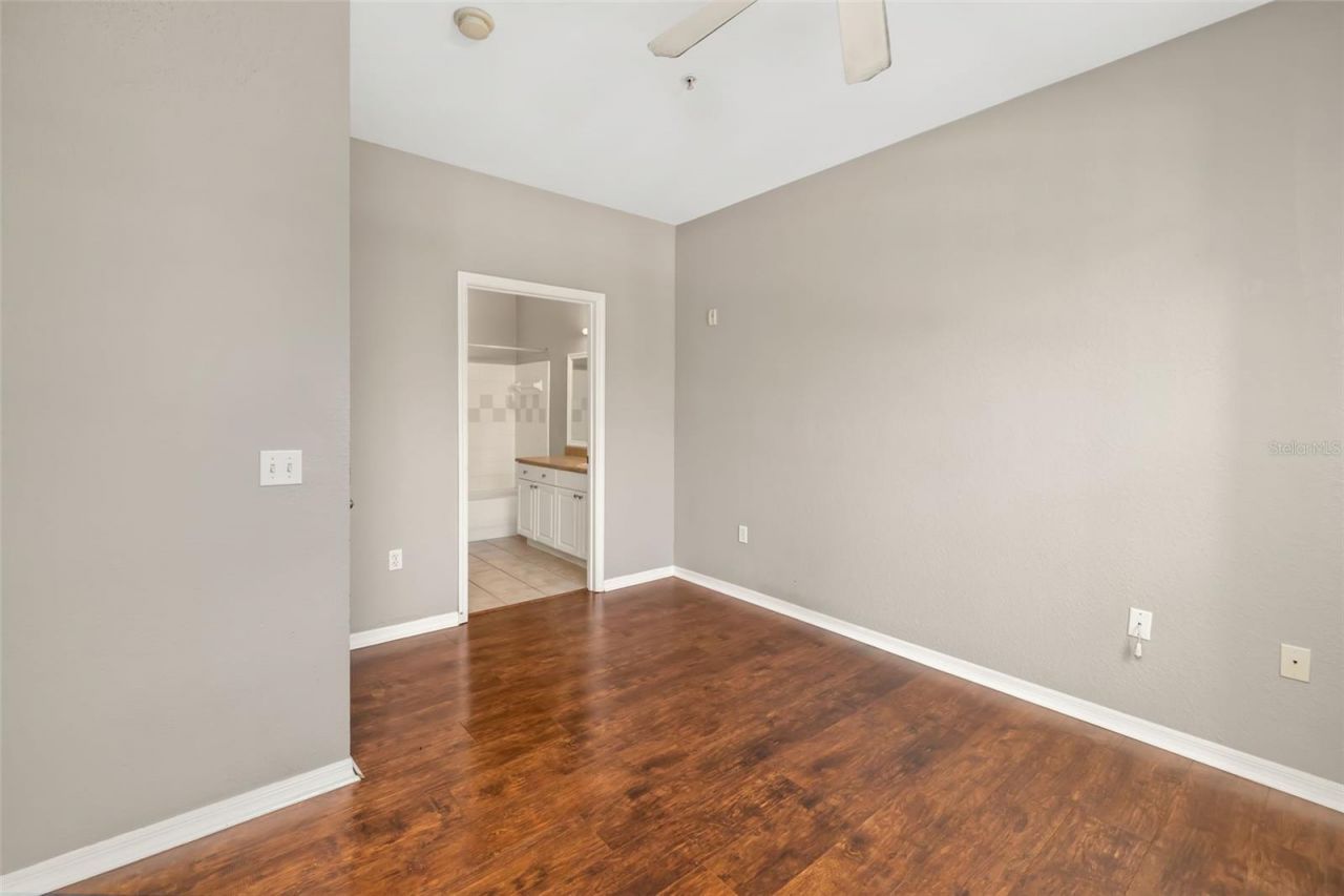 5501 Rosehill Road, Unit 103, Sarasota, FL 34233 Photo
