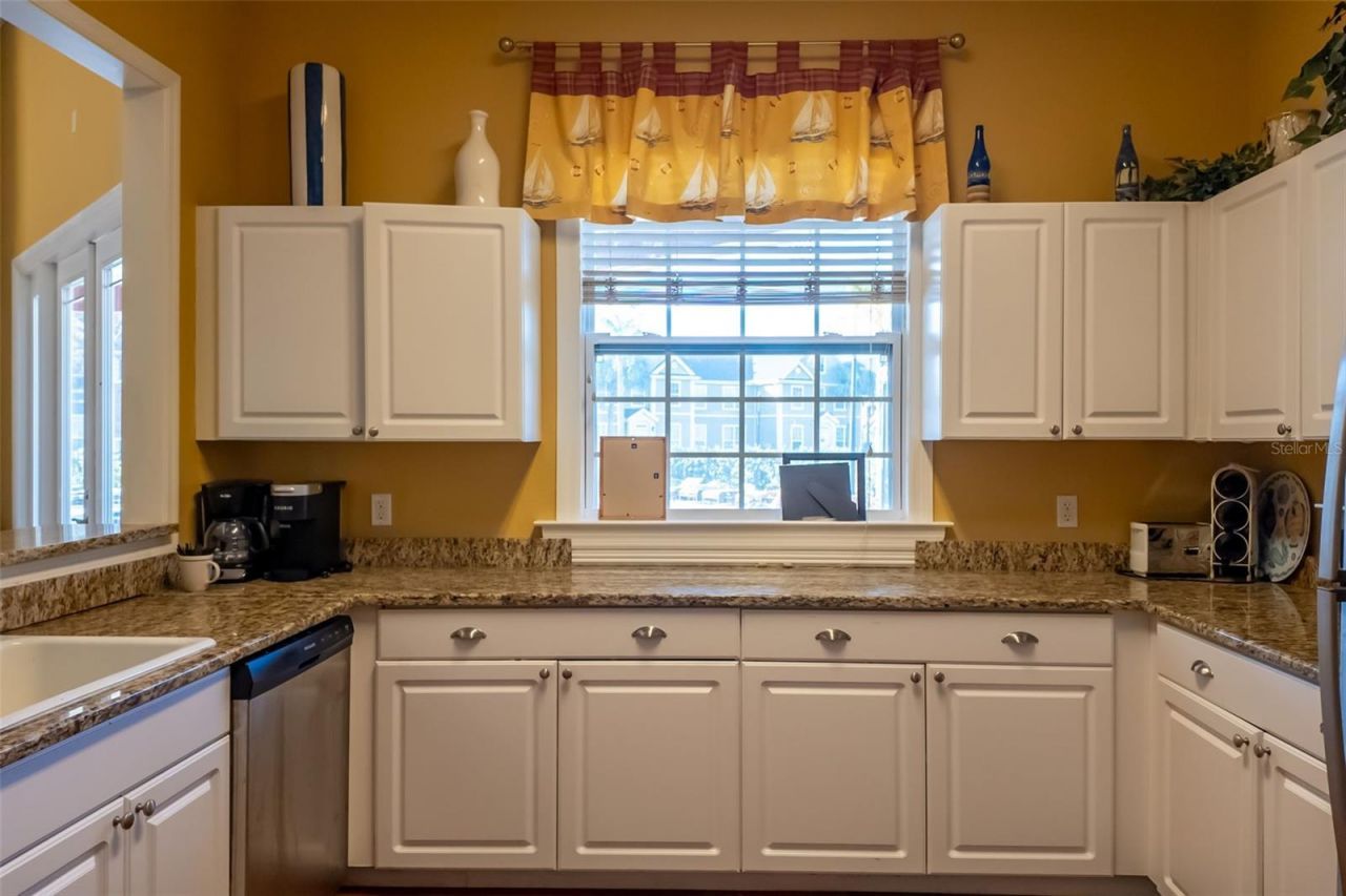 5501 Rosehill Road, Unit 103, Sarasota, FL 34233 Photo
