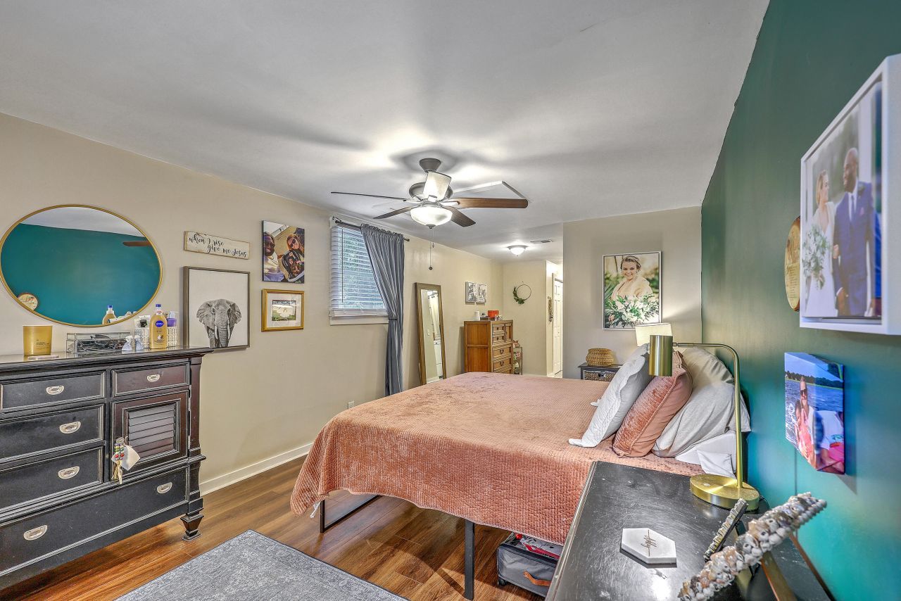 856 Prince John Drive Photo 13