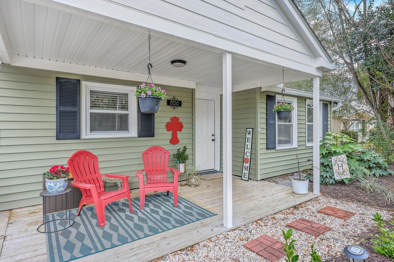 856 Prince John Drive Photo 32