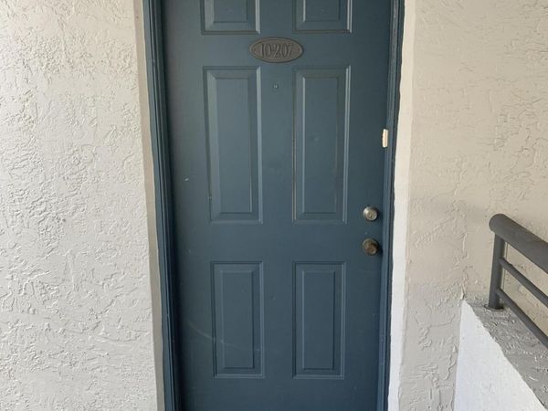 651 Lyons Road, Unit 10207, Coconut Creek, FL 33063