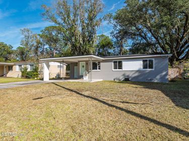 5833 NORDE Drive E, Jacksonville, FL 32244