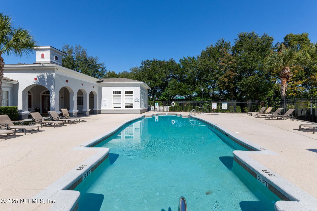 3591 Kernan Boulevard S, Unit 807, Jacksonville, FL 32224 Photo