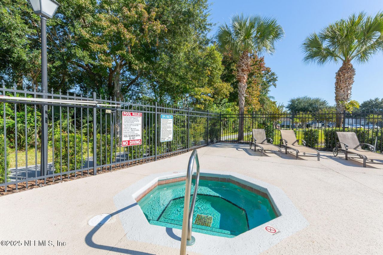 3591 Kernan Boulevard S, Unit 807, Jacksonville, FL 32224 Photo