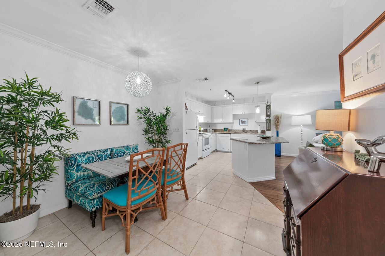 3591 Kernan Boulevard S, Unit 807, Jacksonville, FL 32224 Photo
