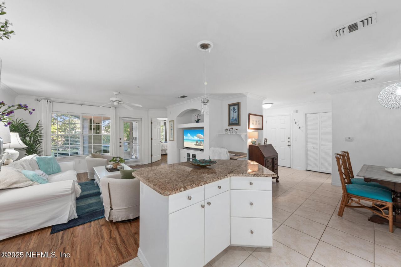 3591 Kernan Boulevard S, Unit 807, Jacksonville, FL 32224 Photo