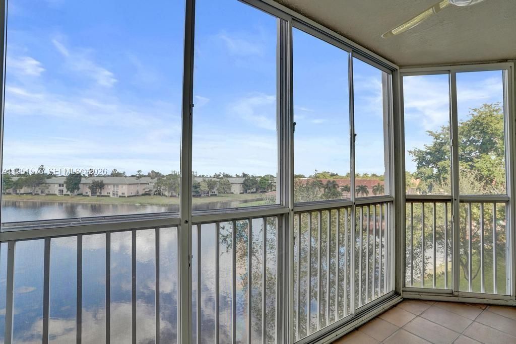 7763 Southampton Ter, Unit 403, Tamarac, FL 33321 Photo