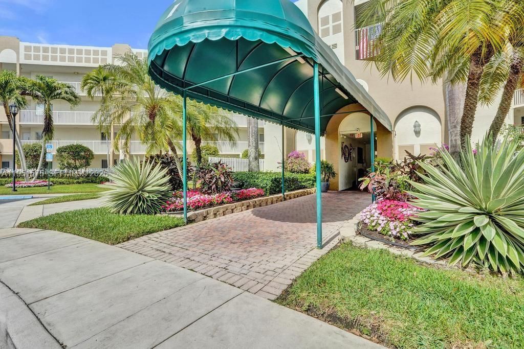 7763 Southampton Ter, Unit 403, Tamarac, FL 33321 Photo