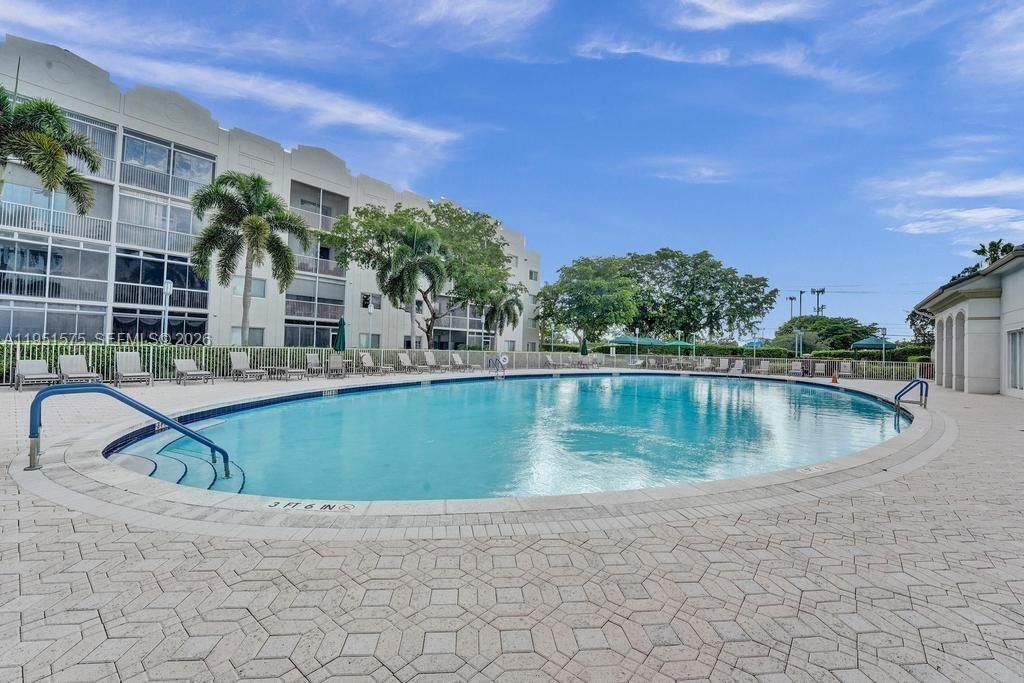 7763 Southampton Ter, Unit 403, Tamarac, FL 33321 Photo
