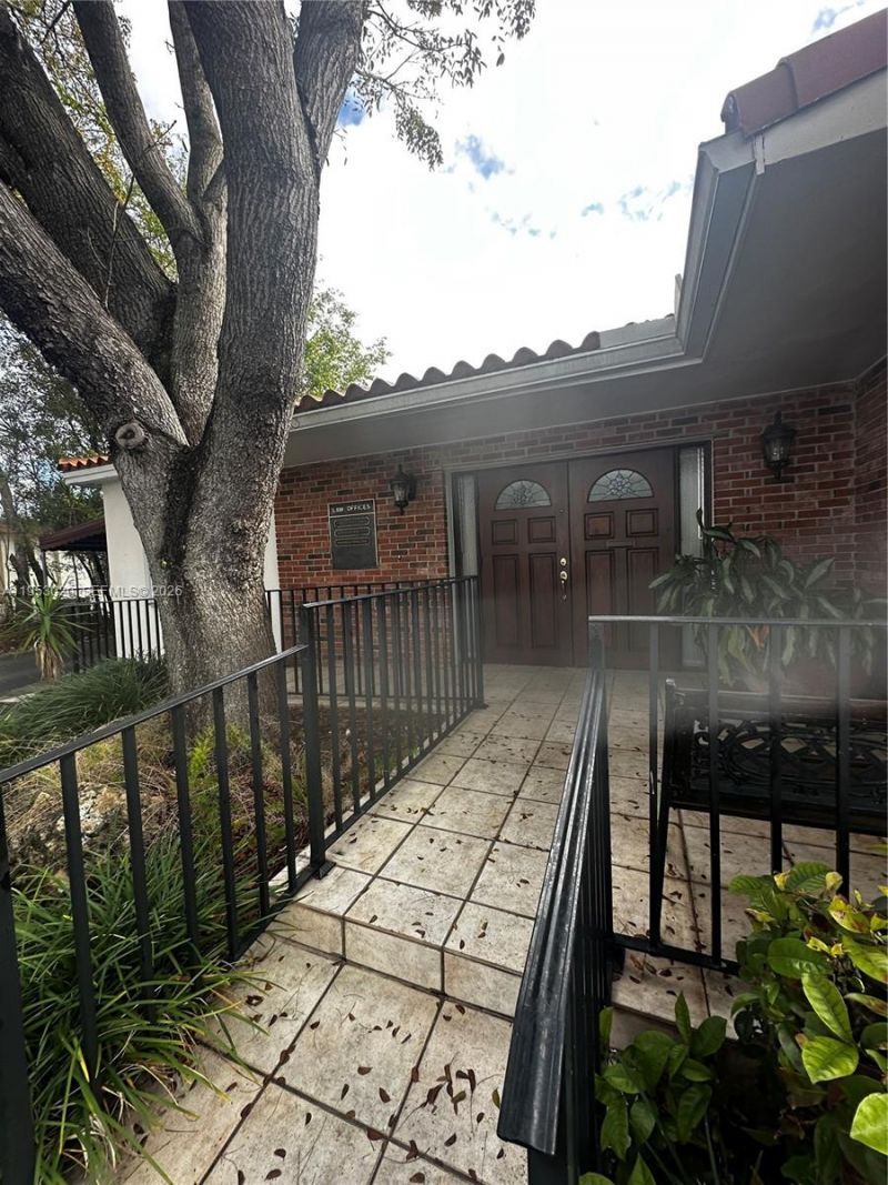 1105 SW 87th Ave , Miami, FL 33174 Photo