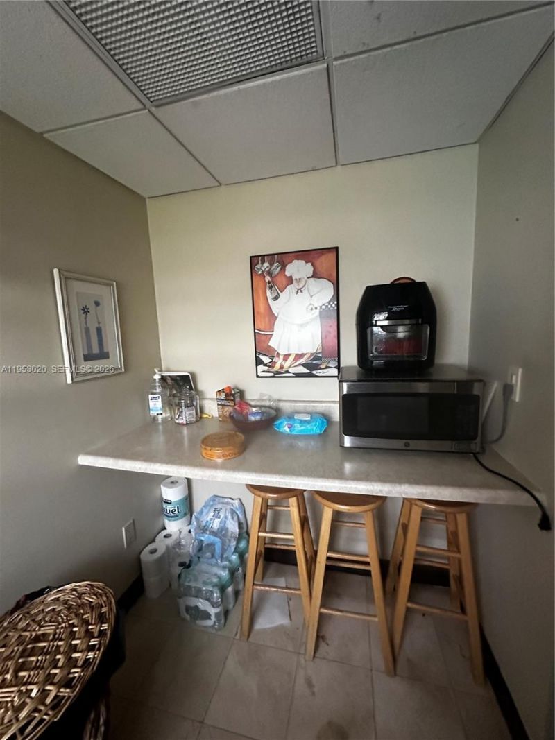 1105 SW 87th Ave , Miami, FL 33174 Photo