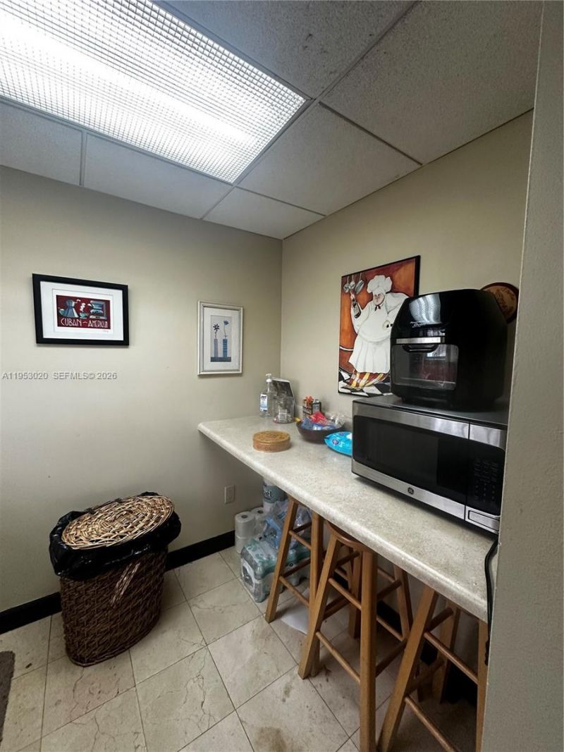 1105 SW 87th Ave , Miami, FL 33174 Photo