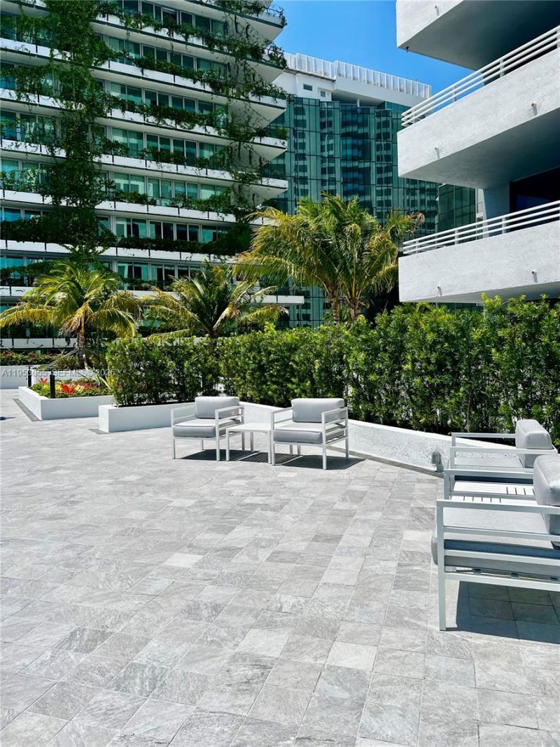 1330 West Ave, Unit 2311, Miami Beach, FL 33139 Photo