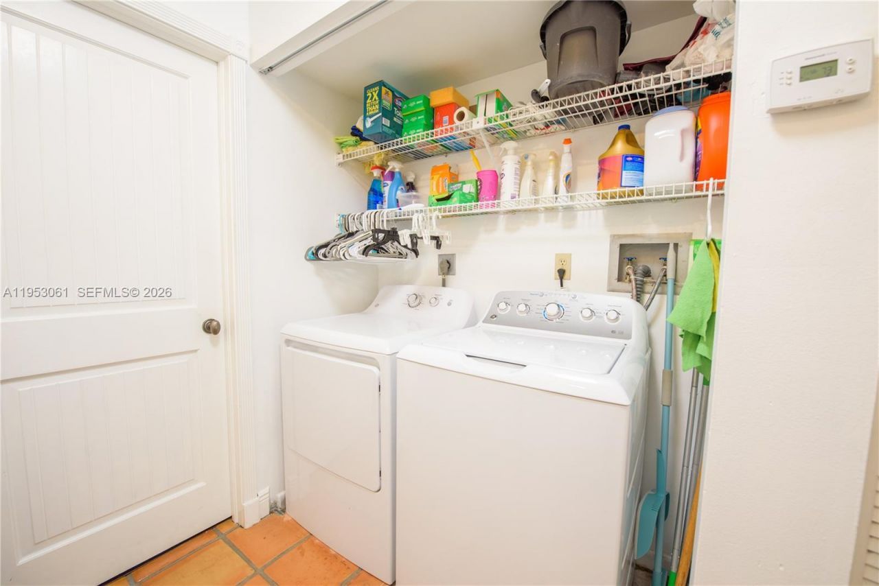 7890 SW 86th St, Unit 10, Miami, FL 33143 Photo