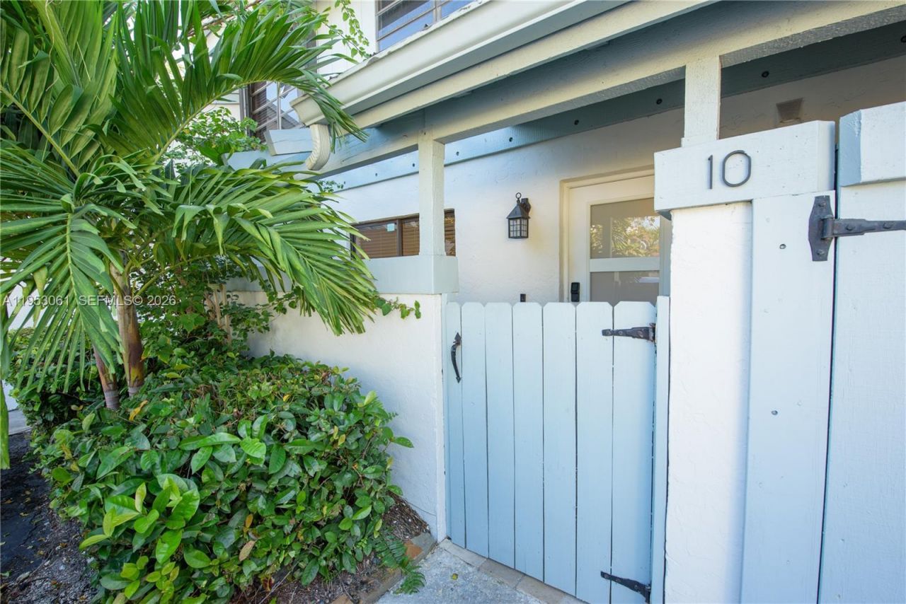 7890 SW 86th St, Unit 10, Miami, FL 33143 Photo