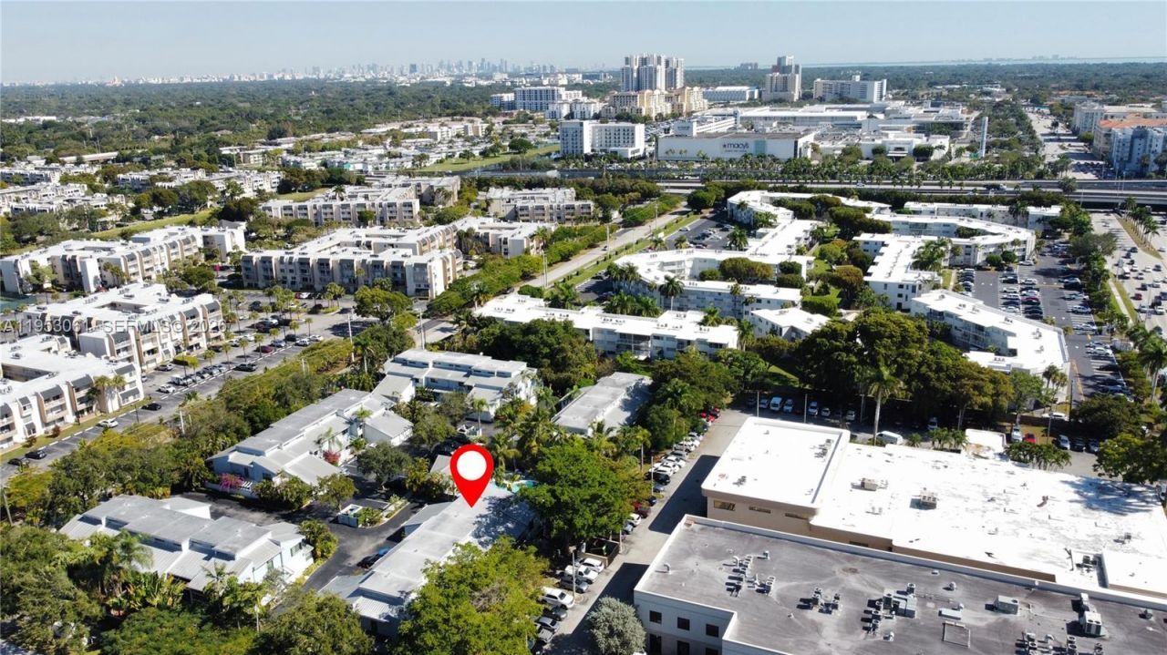 7890 SW 86th St, Unit 10, Miami, FL 33143 Photo